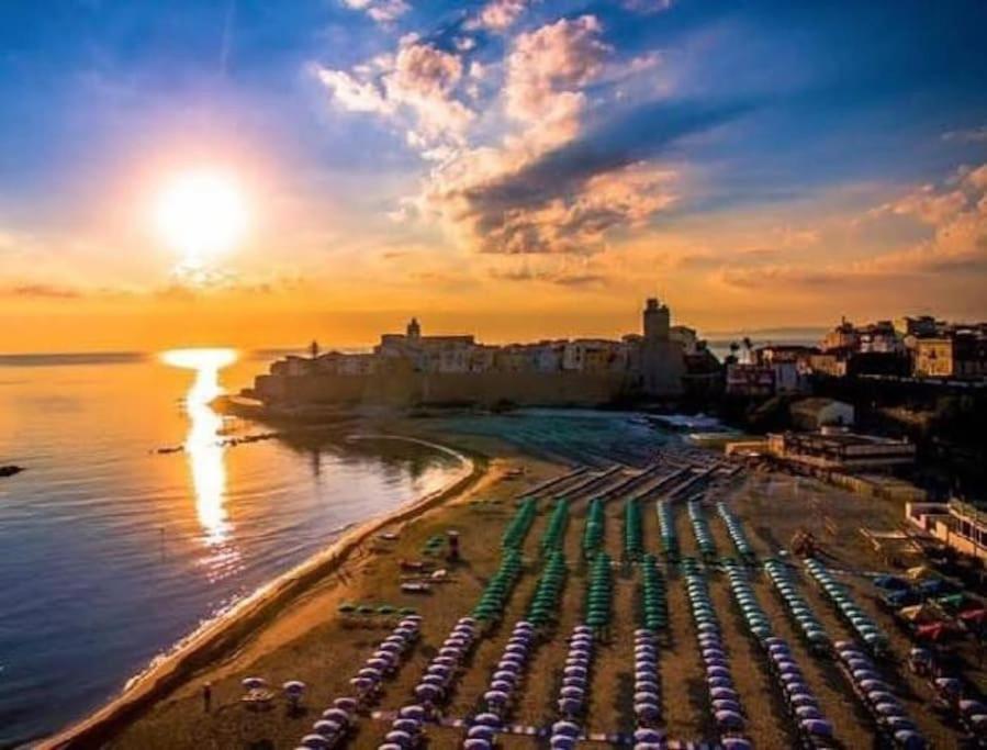 Torre Del Meridiano Casa Vacanze Centrale Termoli Dış mekan fotoğraf